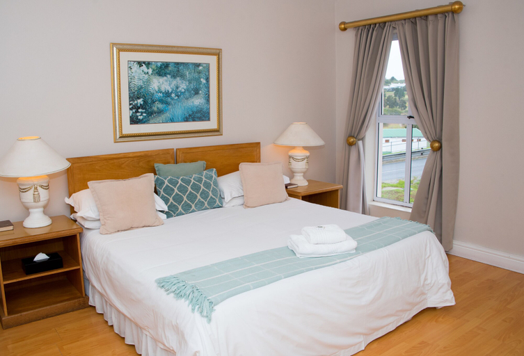 Bedroom 3, Bell Rosen Guesthouse, City of Cape Town