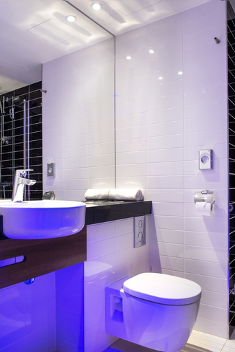Bathroom 5, ibis Styles Walbrzych, Wałbrzych