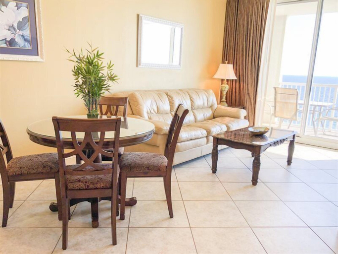 Majestic T2 - 1606, Bay
