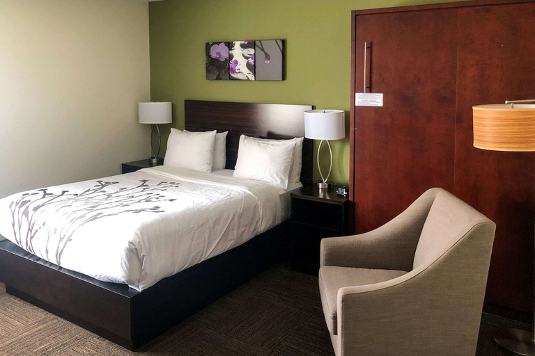 Bedroom 3, Sleep Inn & Suites Quebec City East, La Côte-de-Beaupré