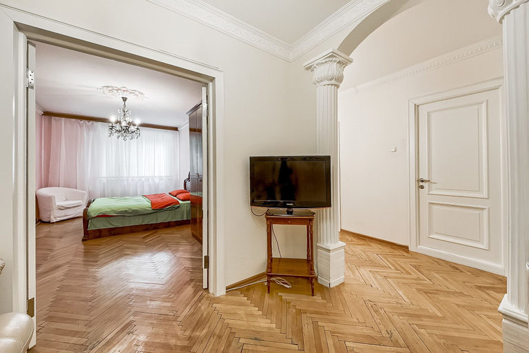 Others 5, Prime Host apartments on Olimpiyskiy, North-Eastern
