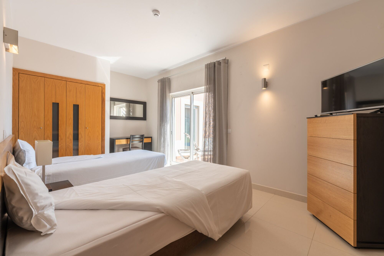 Bedroom 3, Vale da Lapa Village Resort, Lagoa