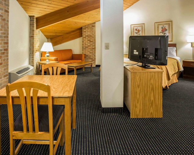 Others 5, Quality Inn Dundee, Monroe