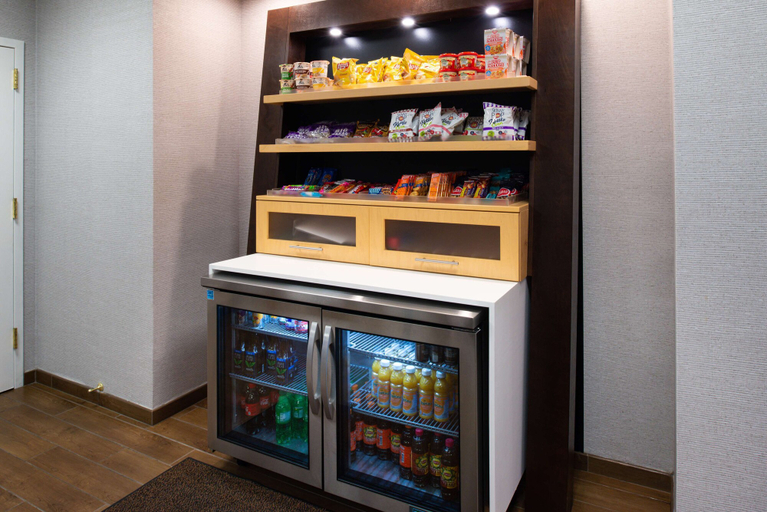 Food & Drinks 4, Hampton Inn LaPorte IN, LaPorte