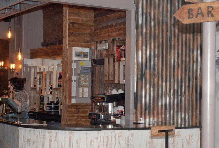Food & Drinks 5, Book a Bed Hostels, London