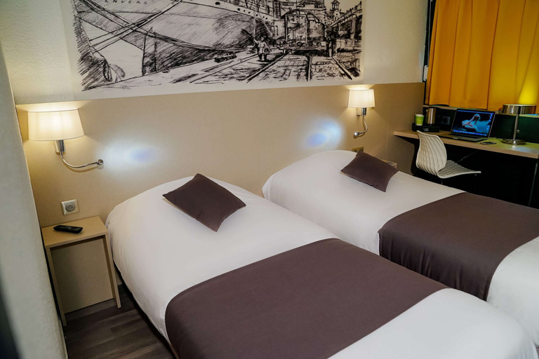 Bedroom 3, Hôtel Kyriad Lille Nord - Roncq, Nord