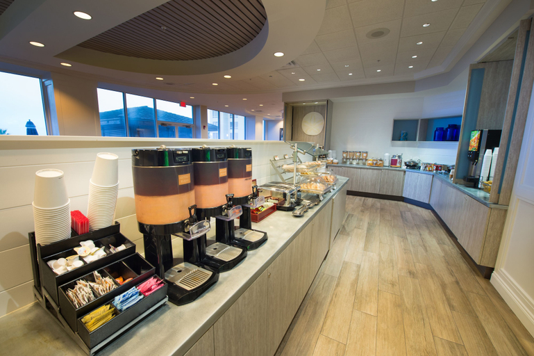 Food & Drinks 4, SpringHill Suites Pensacola Beach, Escambia