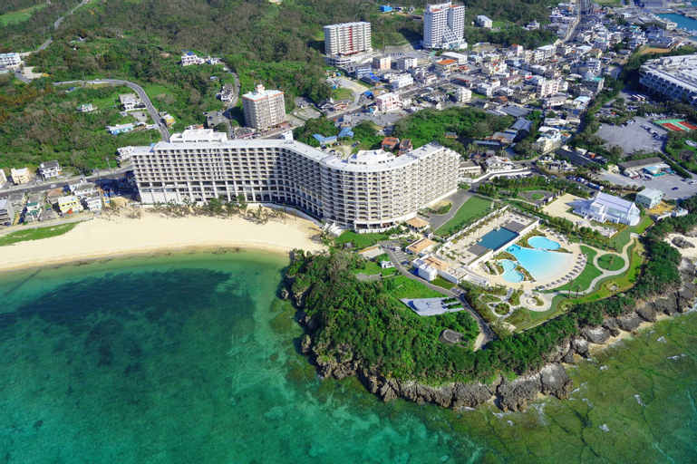 Hotel Monterey Okinawa Spa & Resort, Onna