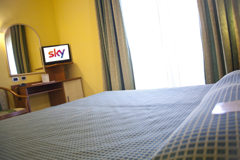 Bedroom 3, Hotel Prestige, Pescara
