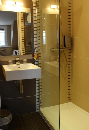 Bathroom 4, Hostellerie de la Mer, Finistère