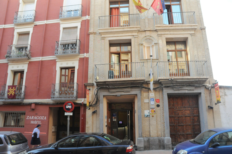 Exterior & Views, Albergue Zaragoza Hostel, Zaragoza