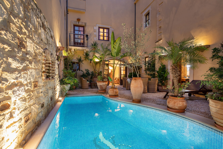 Sport & Beauty 3, Palazzino Di Corina, Crete