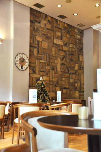 Food & Drinks 5, Athens City, Attica