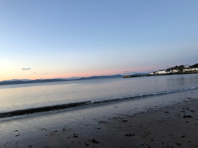Others 5, Petfriendly-beachfront-sunsetfacingsunporch-garden, Highland