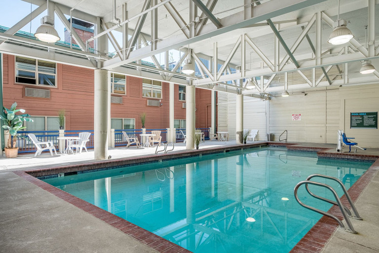 Sport & Beauty 3, Sweetwater Lift Lodge, Summit