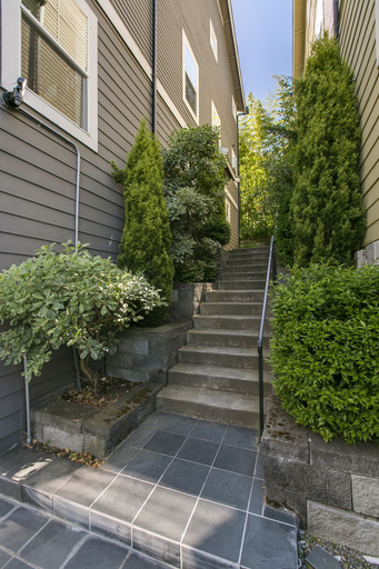 Exterior & Views, Seattle Vacation Home: Graceland, Seattle