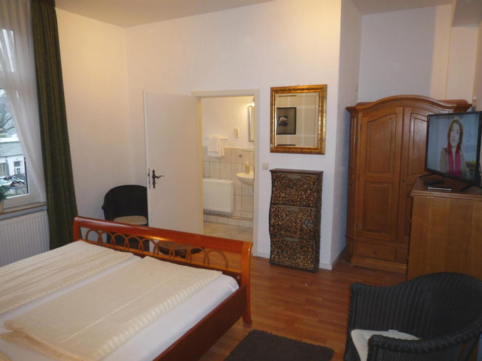 Bedroom 2, Hotel Alt-Lennep, Remscheid