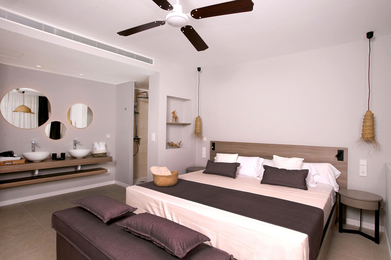 Bedroom 3, Eques Petit Resort, Baleares
