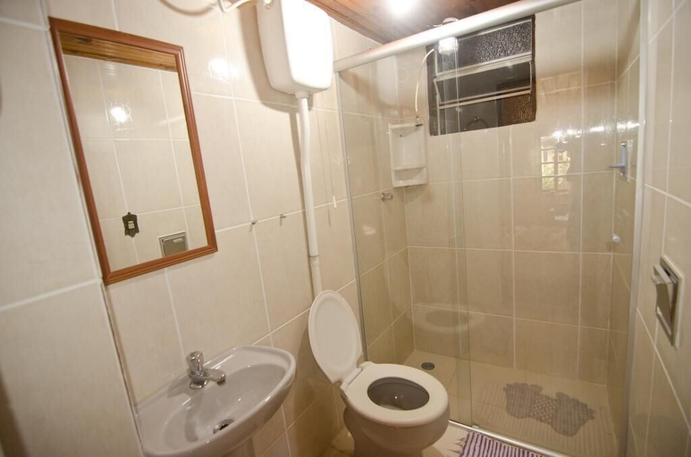 Bathroom 3, Pousada da Carmen, Itatiaia