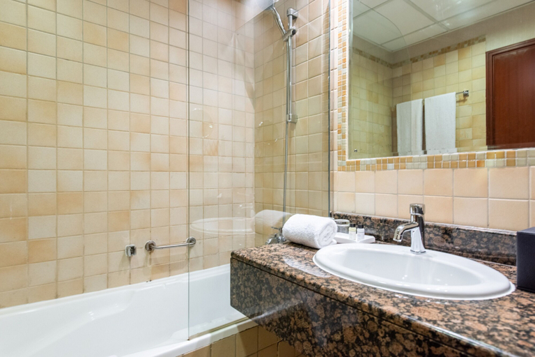 Bathroom 5, Suha JBR, Dubai