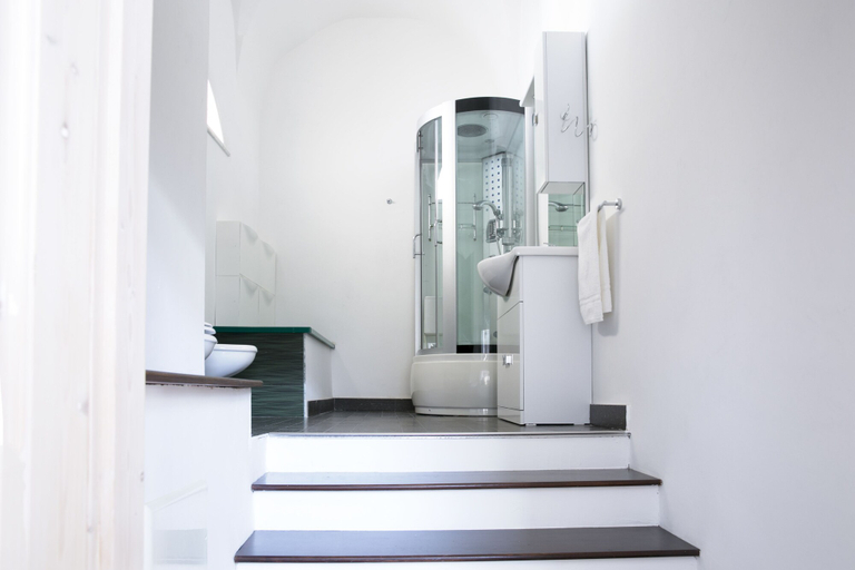 Bathroom 5, B&B Dimora San Vincenzo, Lecce