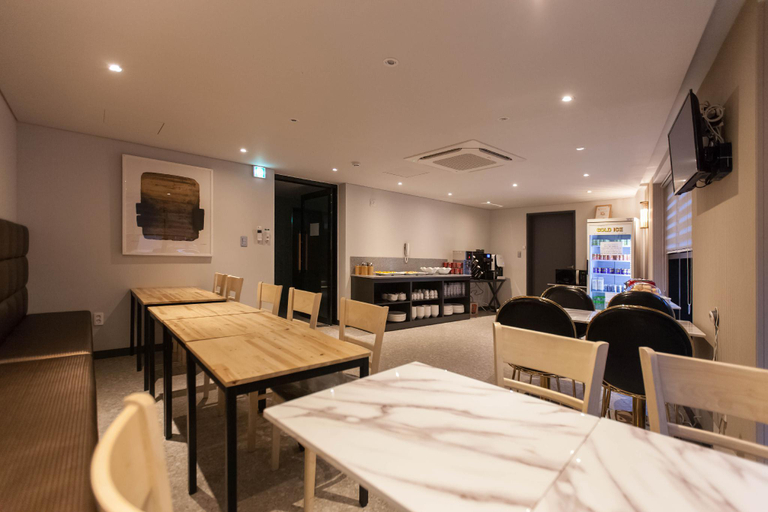 Food & Drinks 5, Browndot Hotel Hadan, Sasang