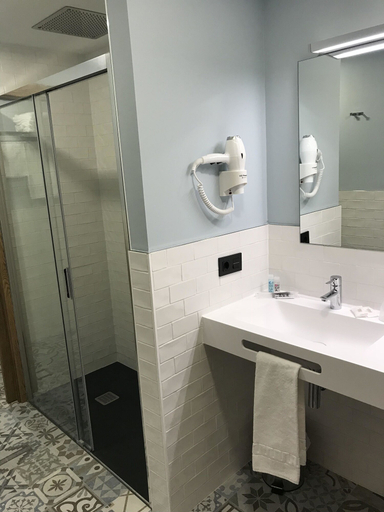 Bathroom 4, Hotel Vistalegre, Lugo