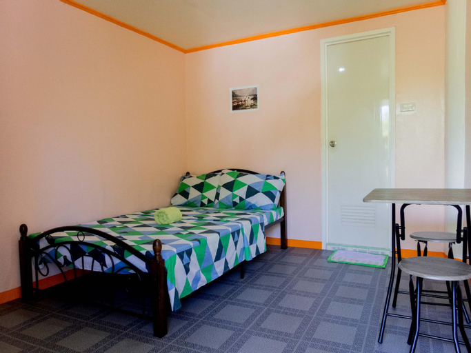 Bedroom 3, Alona J & J Tourist Inn, Panglao