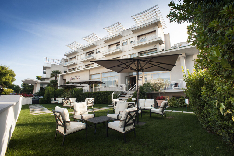 Food & Drinks 3, Grand Hotel Passetto, Ancona