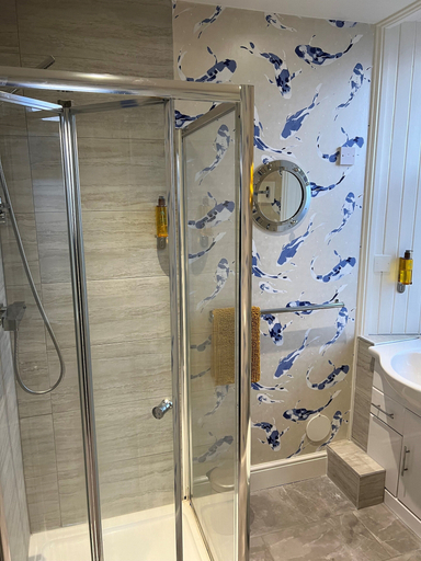 Bathroom 4, Corrie Hotel, North Ayrshire
