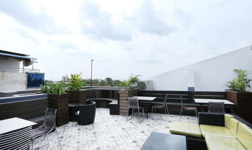 Food & Drinks 5, Treebo Pechis Castle, Chennai