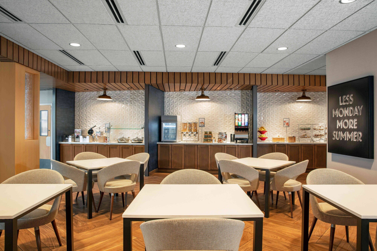 Food & Drinks 5, Fairfield Inn & Suites by Marriott Lewisburg, Union