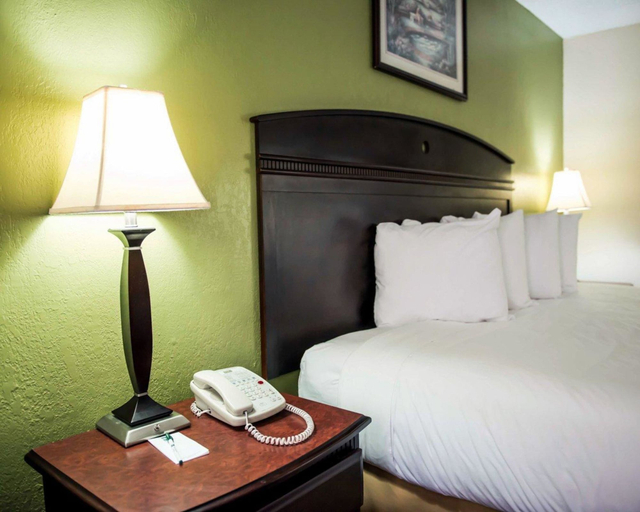 Bedroom 3, Quality Inn Chipley I-10 at Exit 120, Washington