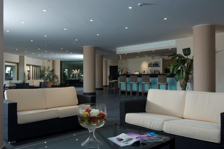 Public Area 5, Falconara Greenblu Resort, Caltanissetta