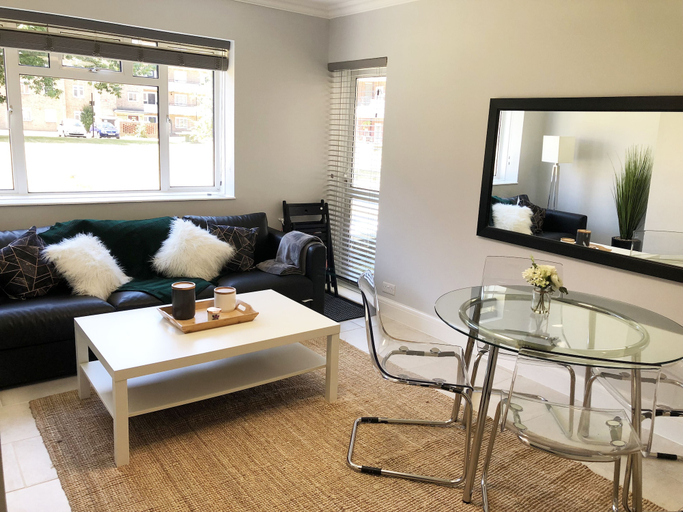 Others 4, Myshortstay - Fulham Parsons Green, London