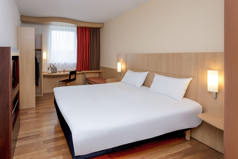 Bedroom 3, ibis Lille Centre Gares, Nord