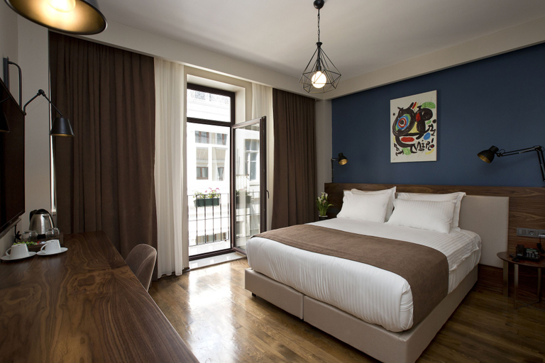Bedroom 1, SNOG Rooms & Suites, Beyoğlu