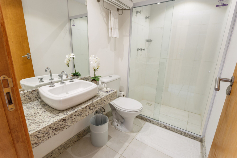 Bathroom 5, Rede Andrade Riviera Premium, Salvador