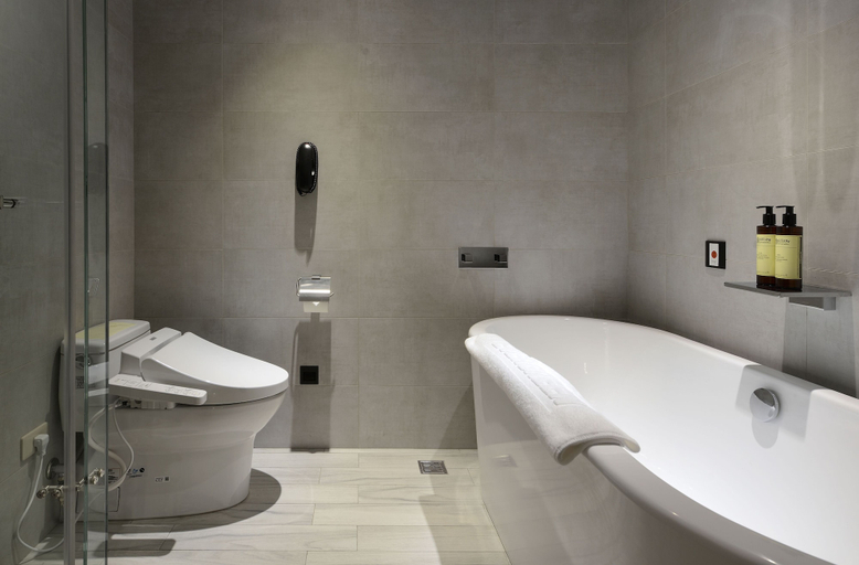 Bathroom 5, Evergreen Palace Hotel Chiayi, Chiayi County
