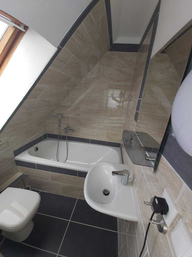 Bathroom 5, Gasthof zur Alten Post, Mansfeld-Südharz