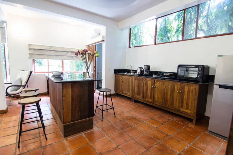 Dining Room 19