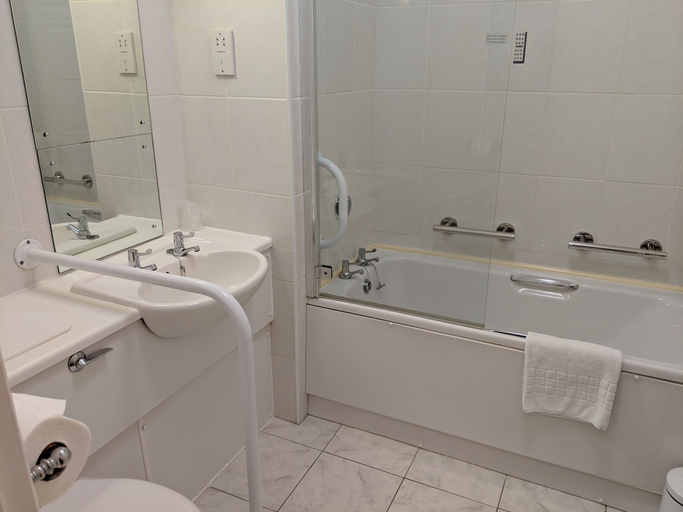 Bathroom 4, Reigate Manor, Surrey