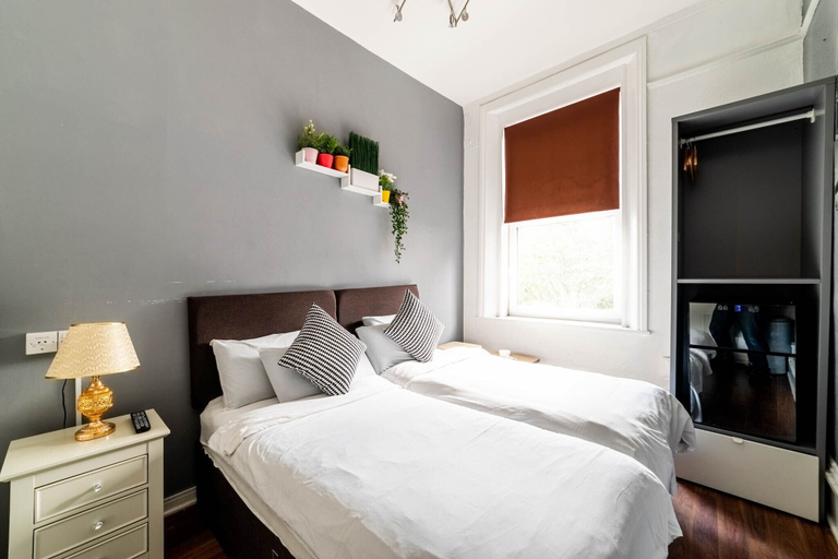 Bedroom 3, Book a Bed Hostels, London