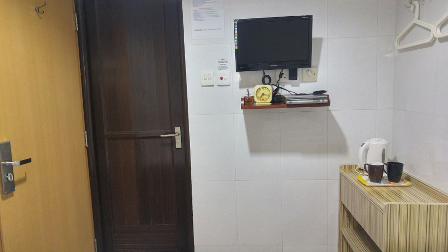 Others 5, Mario Inn, Kowloon