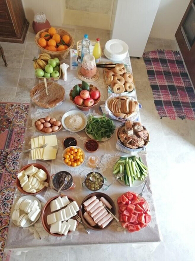 Food & Drinks, Olympia Traditional Houses