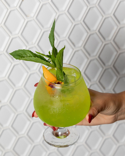 Food & Drinks 14