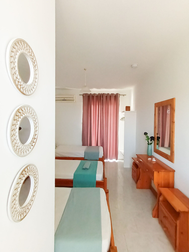 Bedroom 2, Lecini Studios, Ionian Islands