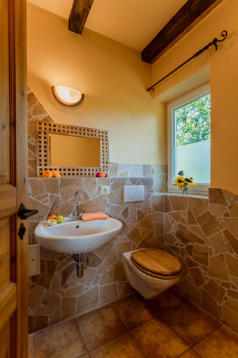 Bathroom, Ostsee Ferienhaus Welzin - Schulgartenhaus, Nordwestmecklenburg