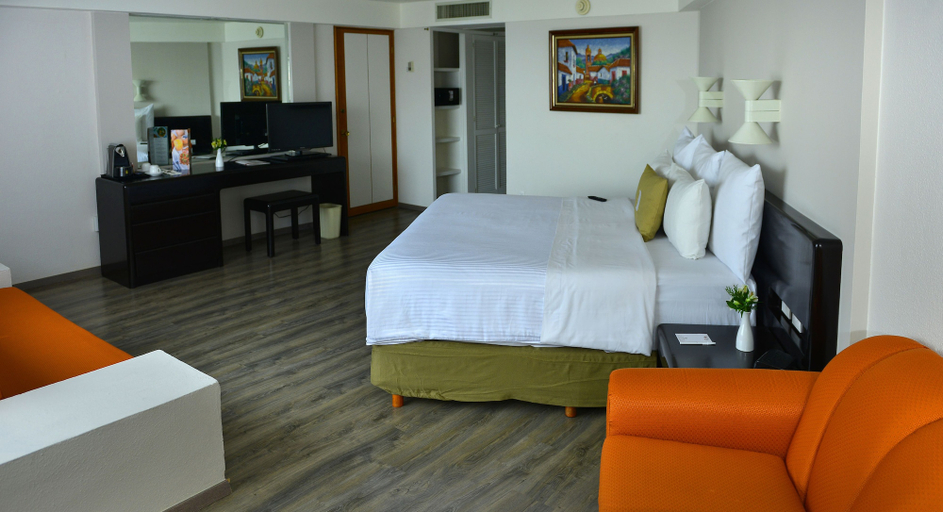 Bedroom 3, Grand Cantalagua Hotel Morelia, BW Signature Collection, Morelia
