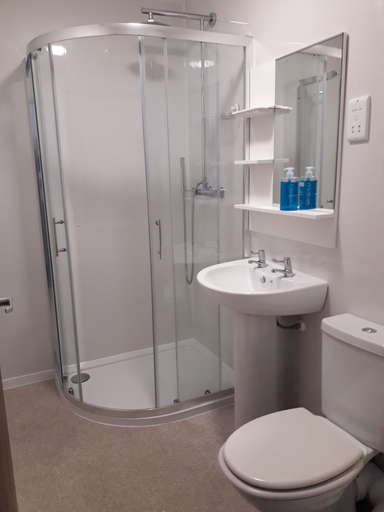 Bathroom 4, Evans Hotel, Conwy